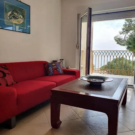 Inas Place Apartment