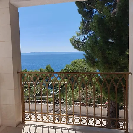 Inas Place Apartment