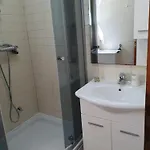Apartment Inas Place *